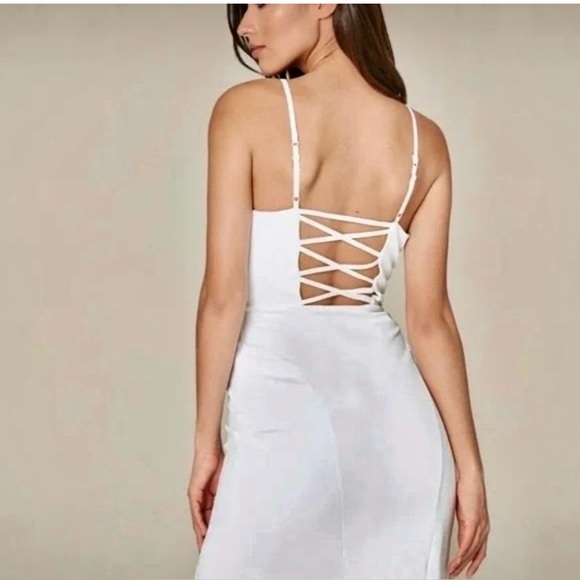 Bebe. Dress - Picture 15 of 15